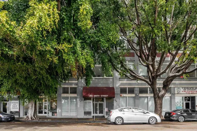 $229,000 | 212 9th Street, Unit 208, Oakland, CA 94607