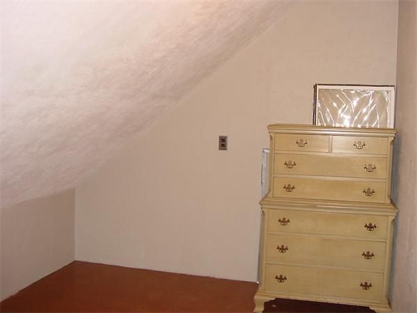 88 Londonderry Road Framingham, MA 01701 - Photo 15 of 21 Gallery Image 15