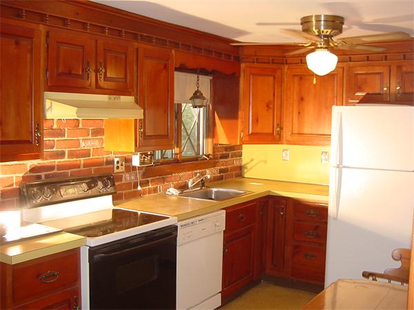 88 Londonderry Road Framingham, MA 01701 - Photo 2 of 21 Gallery Image 2