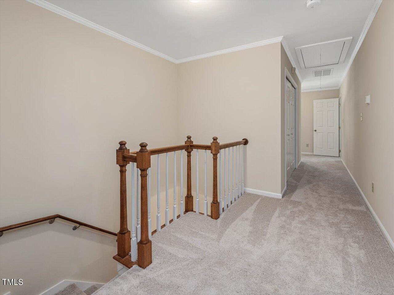 10609 Chinkapin Place Raleigh, NC 27613 - Photo 37 of 78 37-Landing
