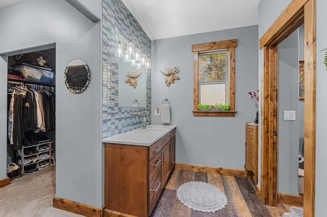 $799,950 | 28615 North Milan Road, Chattaroy, WA 99003