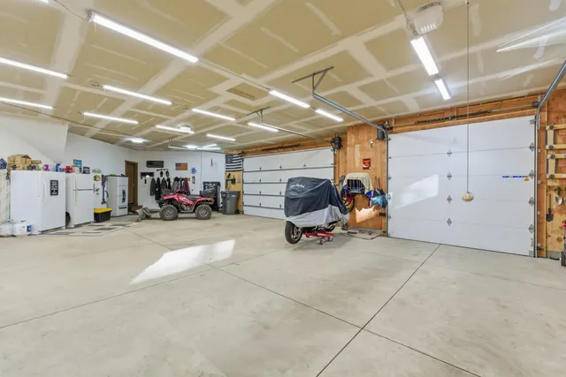 $799,950 | 28615 North Milan Road, Chattaroy, WA 99003