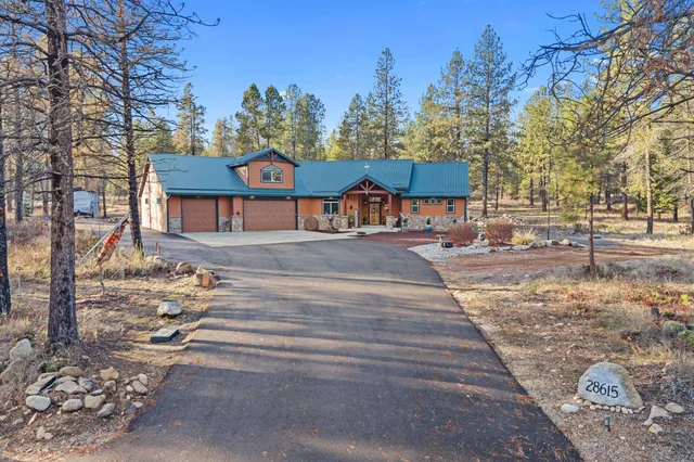 $799,950 | 28615 North Milan Road, Chattaroy, WA 99003