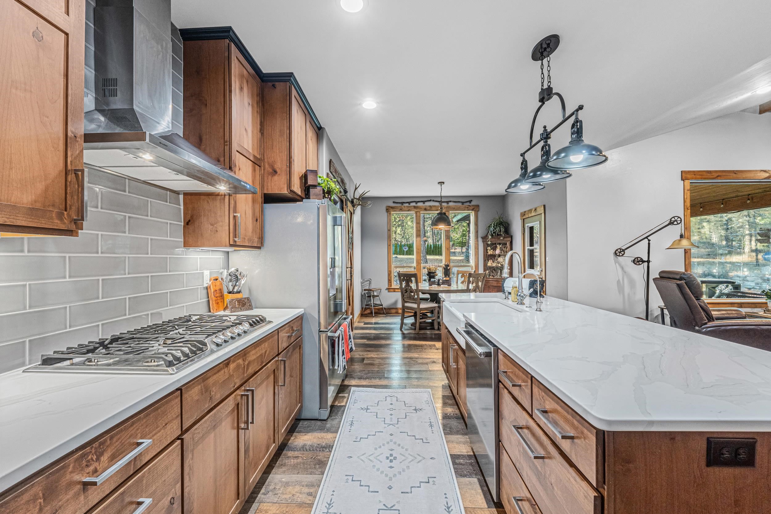 28615 North Milan Road Chattaroy, WA 99003 - Photo 6 of 44 Gallery Image 6
