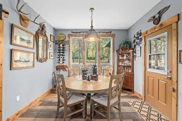 $799,950 | 28615 North Milan Road, Chattaroy, WA 99003