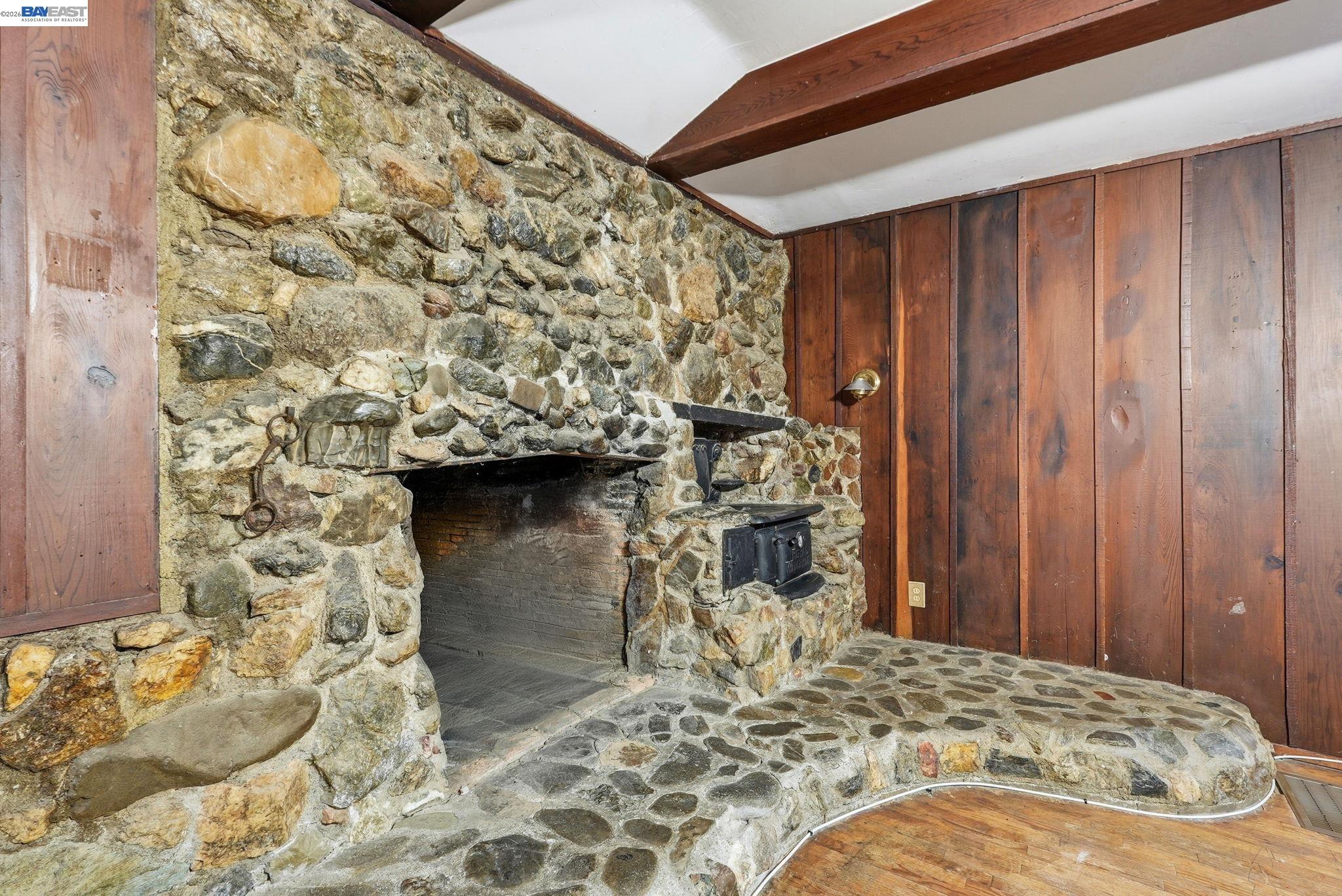 2929 Kilkare Road Sunol, CA 94586 - Photo 11 of 40 a bedroom with a bed and a chair