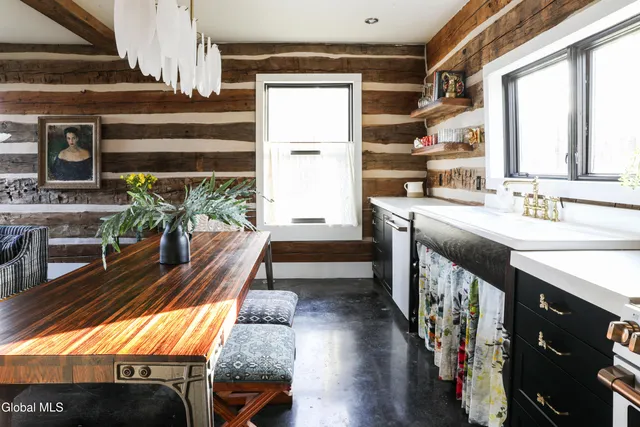 $1,695,000 | 1017 Bruyn Turnpike, Shawangunk, NY 12566