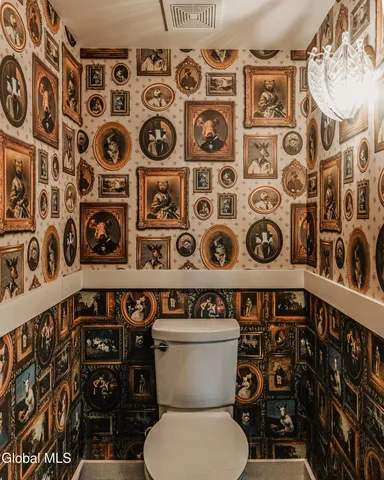 $1,695,000 | 1017 Bruyn Turnpike, Shawangunk, NY 12566