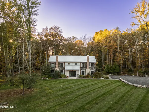 $1,695,000 | 1017 Bruyn Turnpike, Shawangunk, NY 12566