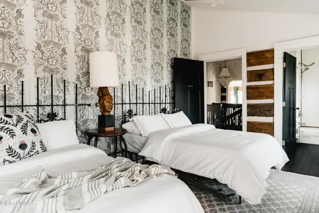 $1,695,000 | 1017 Bruyn Turnpike, Shawangunk, NY 12566