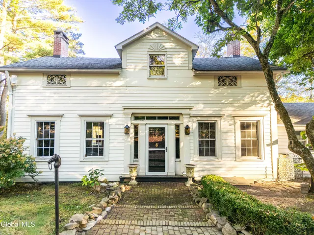 $1,695,000 | 1017 Bruyn Turnpike, Shawangunk, NY 12566