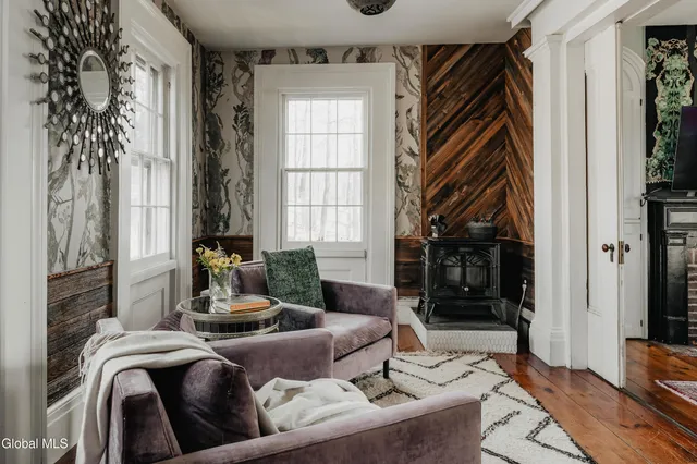 $1,695,000 | 1017 Bruyn Turnpike, Shawangunk, NY 12566