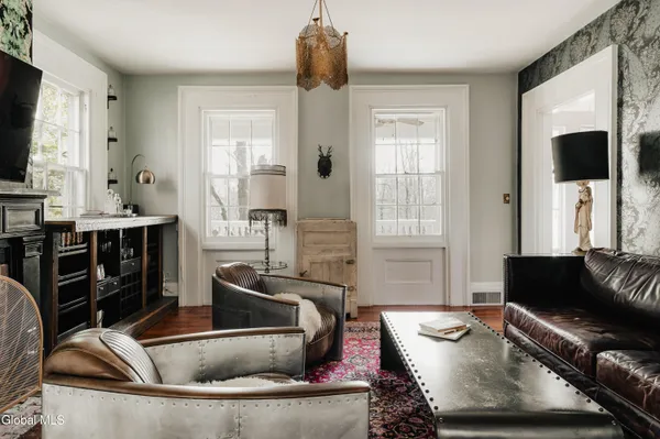 $1,695,000 | 1017 Bruyn Turnpike, Shawangunk, NY 12566