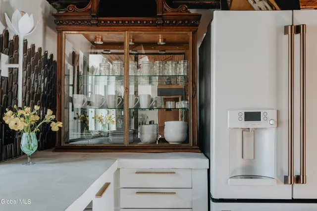 $1,695,000 | 1017 Bruyn Turnpike, Shawangunk, NY 12566