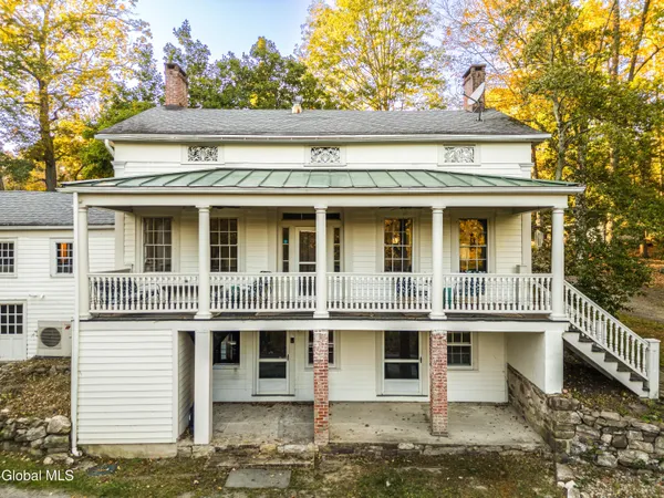 $1,695,000 | 1017 Bruyn Turnpike, Shawangunk, NY 12566