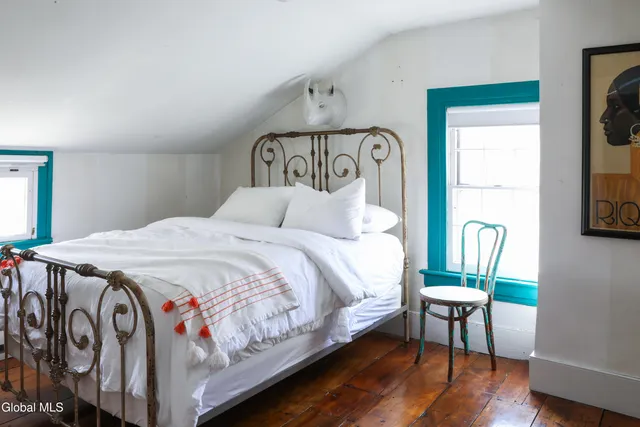 $1,695,000 | 1017 Bruyn Turnpike, Shawangunk, NY 12566