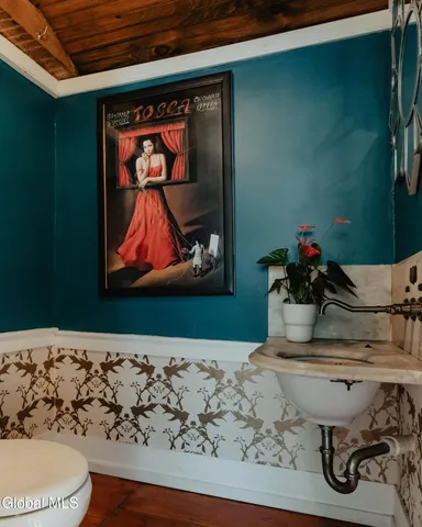 $1,695,000 | 1017 Bruyn Turnpike, Shawangunk, NY 12566