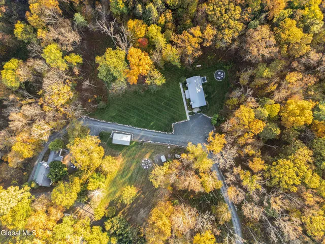 $1,695,000 | 1017 Bruyn Turnpike, Shawangunk, NY 12566