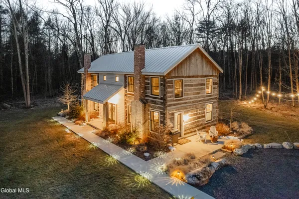 $1,695,000 | 1017 Bruyn Turnpike, Shawangunk, NY 12566