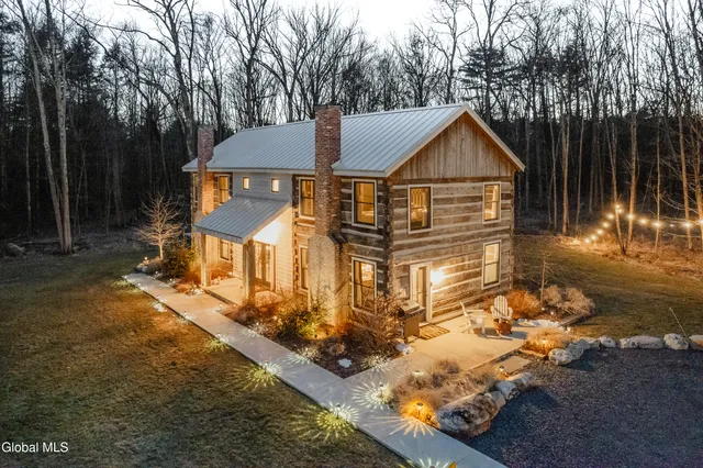 $1,695,000 | 1017 Bruyn Turnpike, Shawangunk, NY 12566