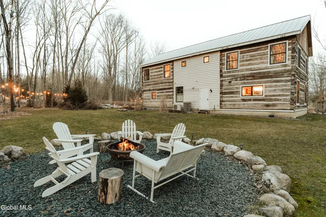 $1,695,000 | 1017 Bruyn Turnpike, Shawangunk, NY 12566