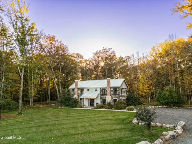 $1,695,000 | 1017 Bruyn Turnpike, Shawangunk, NY 12566