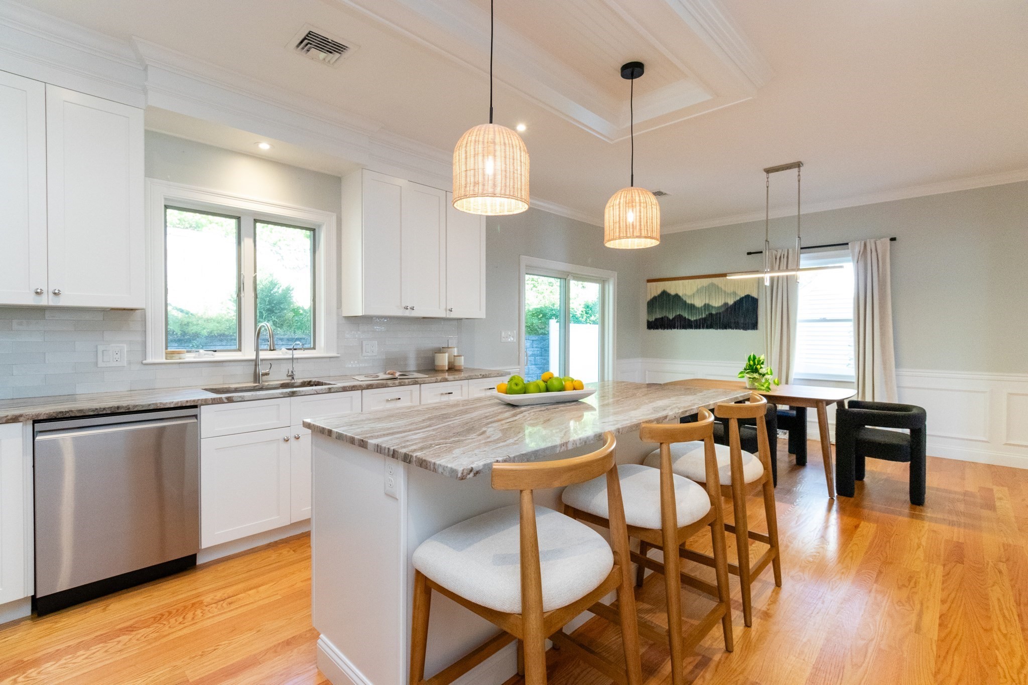20 College Farm Road Waltham, MA 02451 - Photo 4 of 30 Gallery Image 4