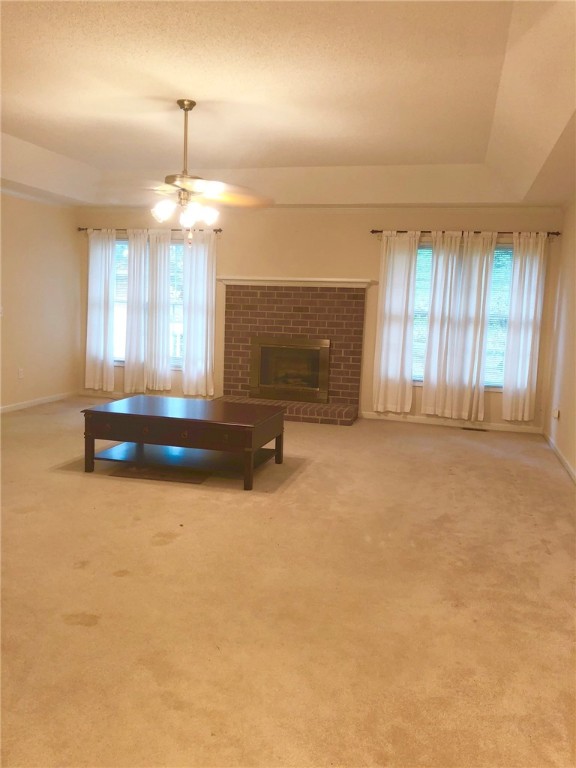 130 Holly Ridge Drive Anderson, SC 29621 - Photo 8 of 33 The large great room has a trey ceiling, ceiling f