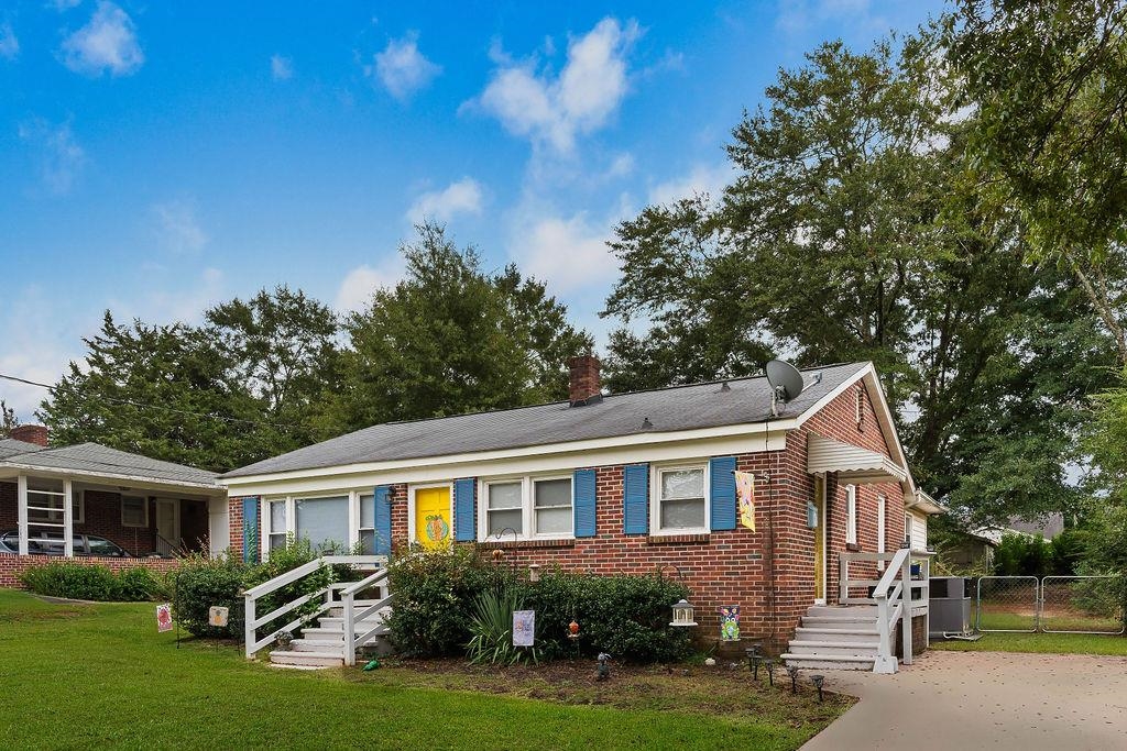 111 Spruce Street Union, SC 29379 - Photo 2 of 27