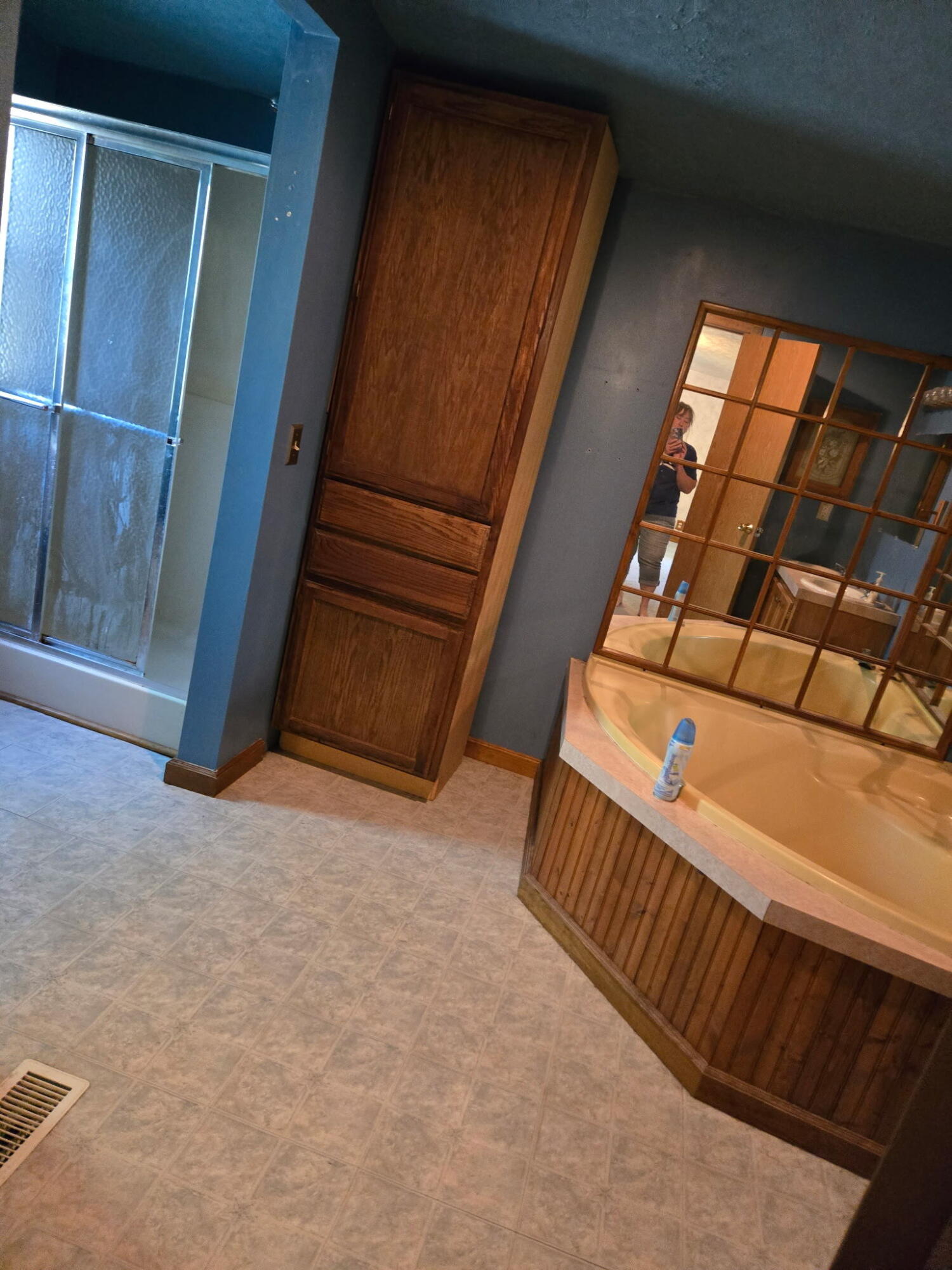 3152 North 50 West Valparaiso, IN 46385 - Photo 10 of 12 a view of an empty room with stairs