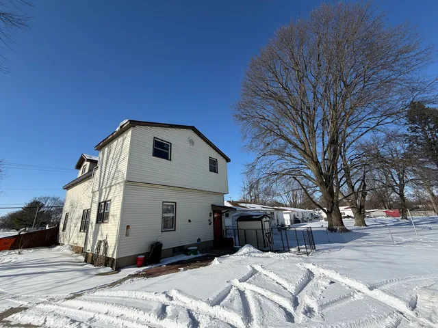 $87,500 | 1012 South 6th Street, Mattoon, IL 61938