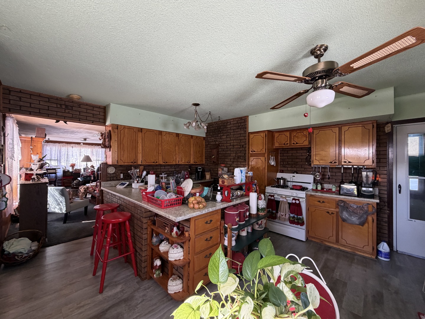 1012 South 6th Street Mattoon, IL 61938 - Photo 9 of 27