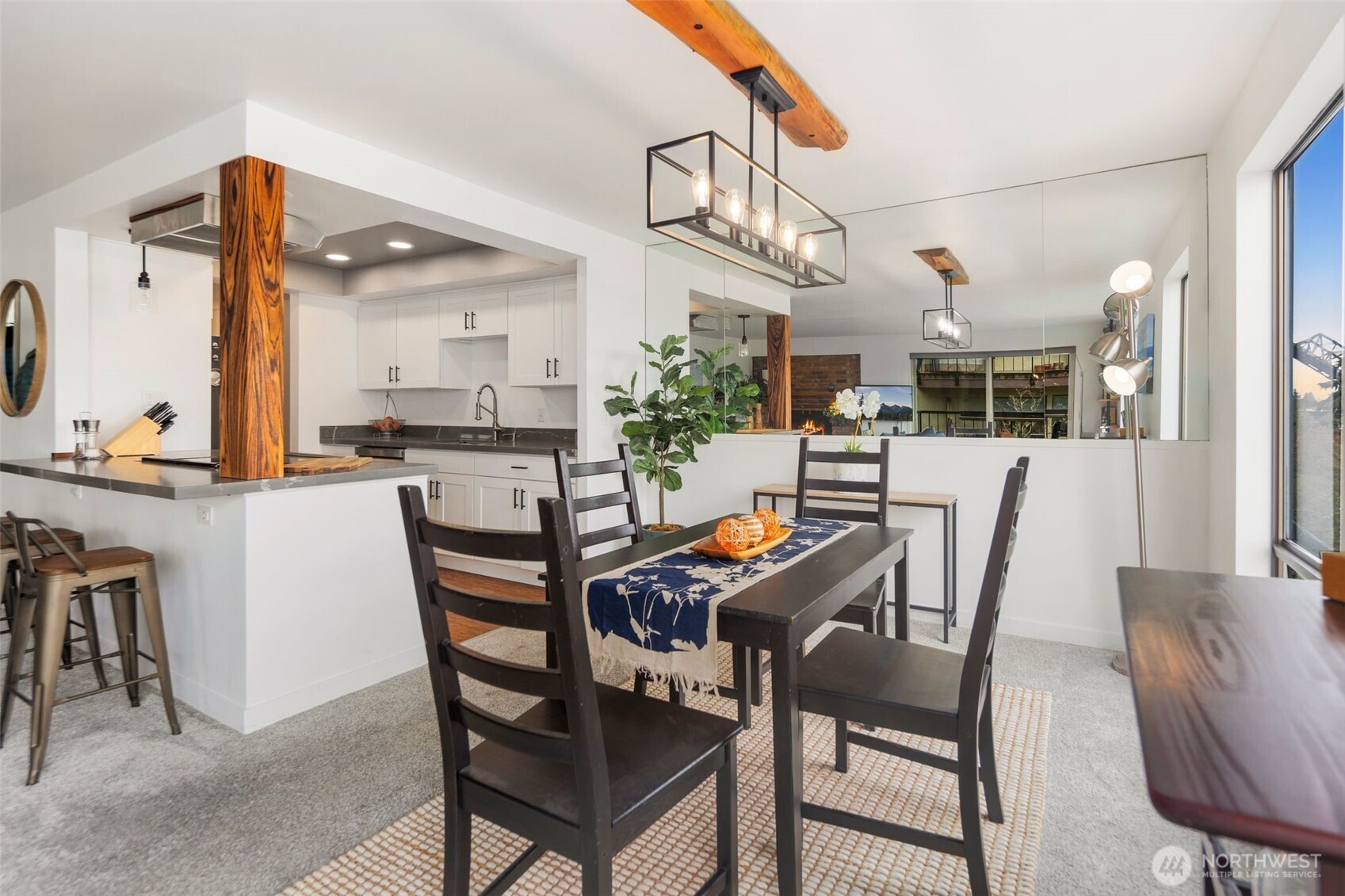 3200 West Commodore Way, Unit 210 Seattle, WA 98199 - Photo 12 of 27 Gallery Image 12