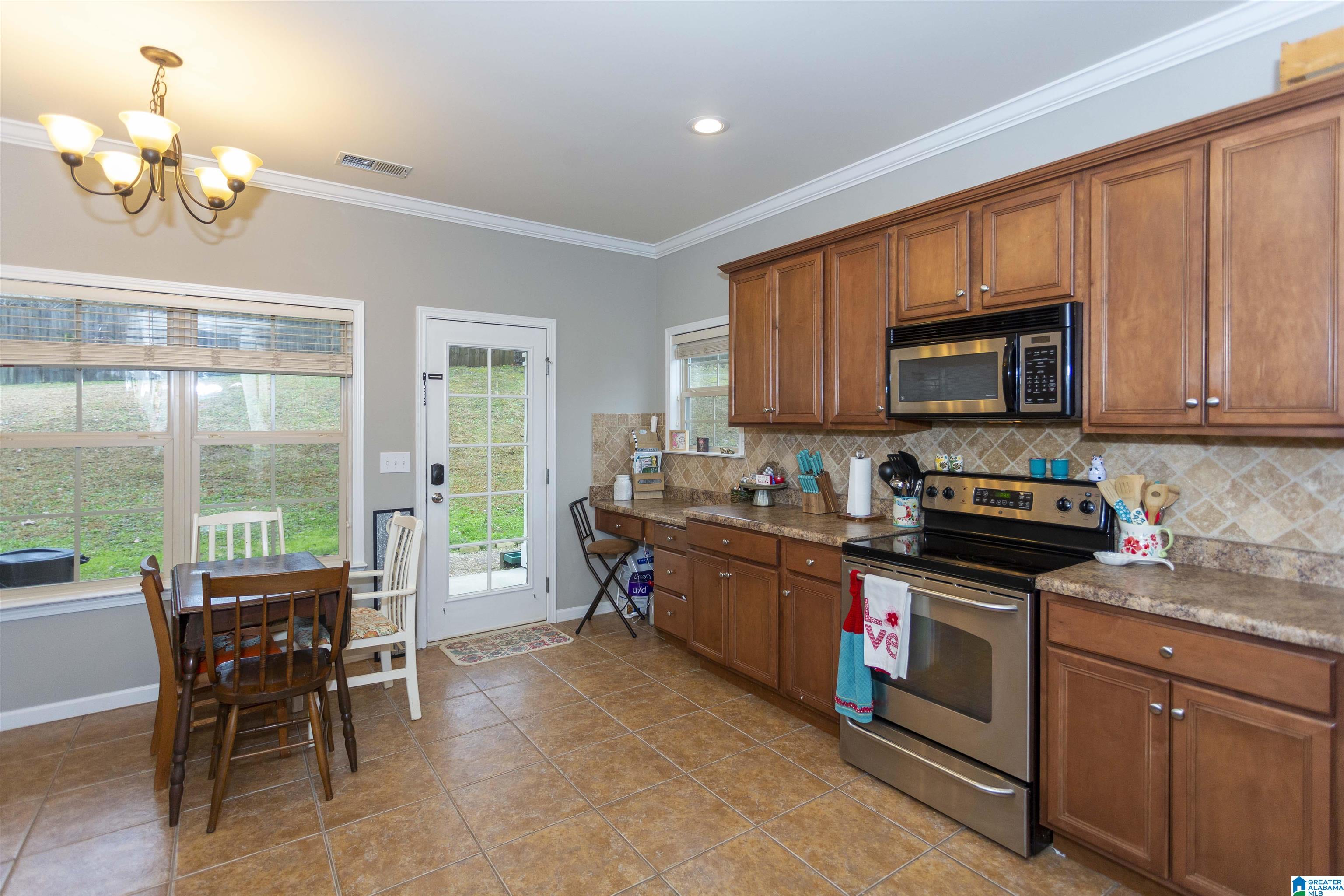 178 King Richards Way Calera, AL 35040 - Photo 16 of 37