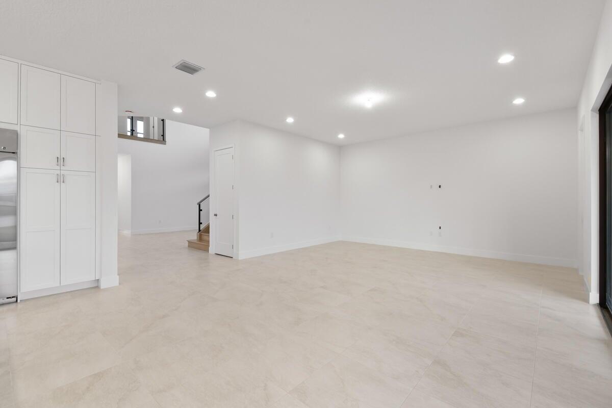 8358 Fishers Is Way Boca Raton, FL 33434 - Photo 21 of 58 20241107235057771052000000-o