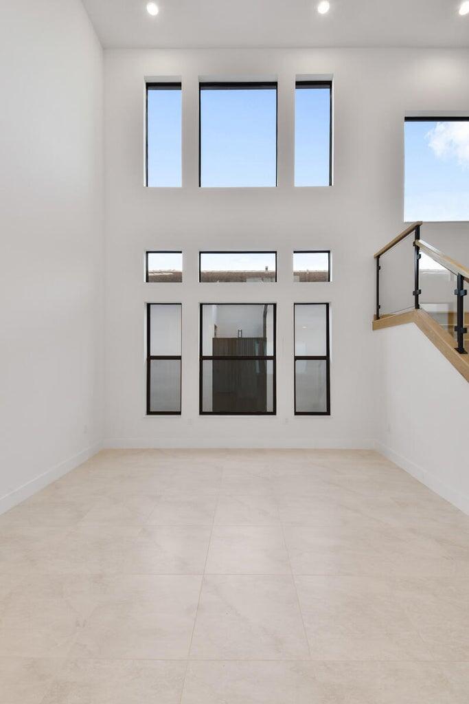 8358 Fishers Is Way Boca Raton, FL 33434 - Photo 6 of 58 20241107235114304575000000-o