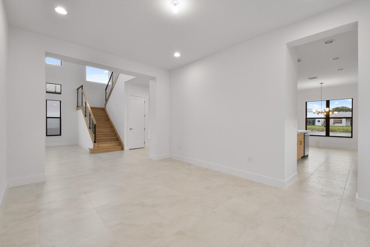 8358 Fishers Is Way Boca Raton, FL 33434 - Photo 9 of 58 20241107235111587135000000-o