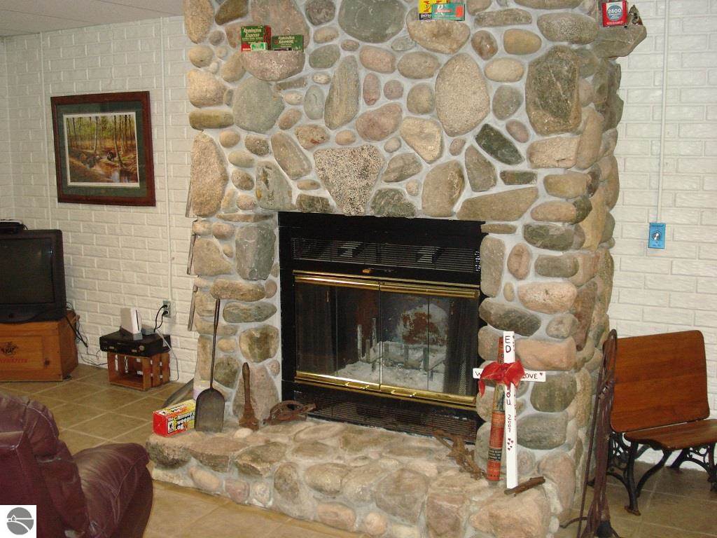 8441 Clarabella Road Clare, MI 48617 - Photo 26 of 38 1794617-25.JPG