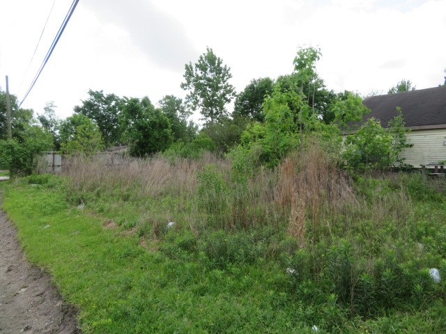 1434 Hartwick Road Houston, TX 77093 - Photo 2 of 6