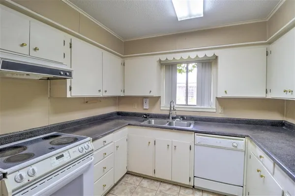 $165,000 | 3702 Creole Street, Lake Charles, LA 70605