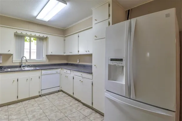 $165,000 | 3702 Creole Street, Lake Charles, LA 70605