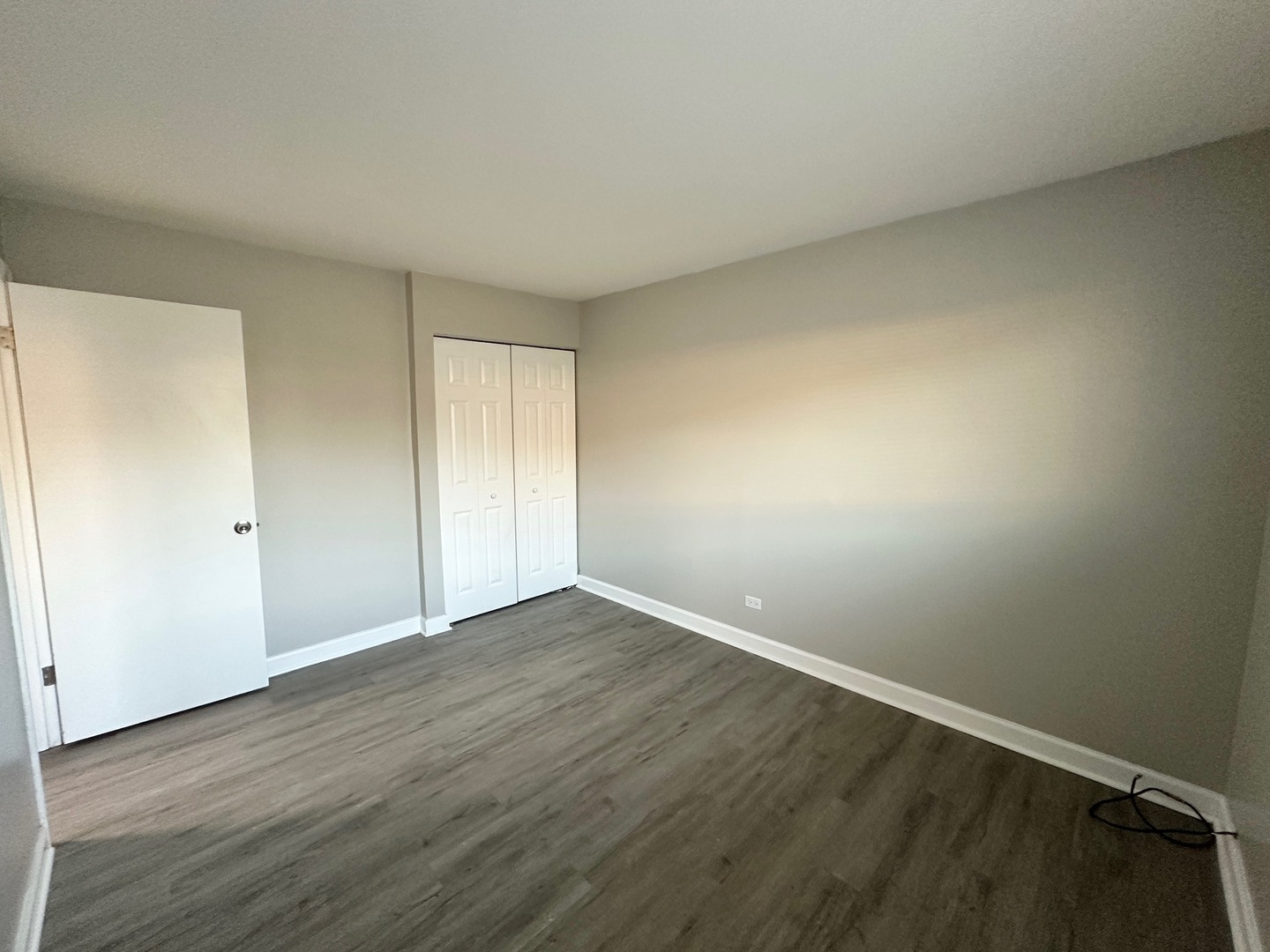 1719 East Roosevelt Road, Unit 4 Wheaton, IL 60187 - Photo 13 of 23 Gallery Image 13