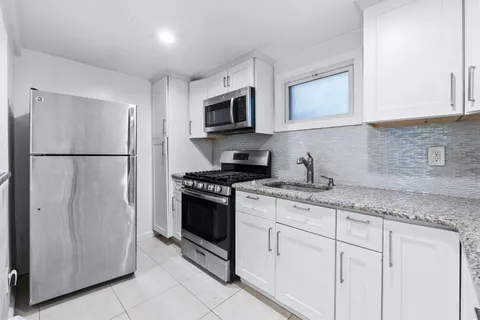 $1,650 | 5712 Broadway, Unit 1, West New York, NJ 07093