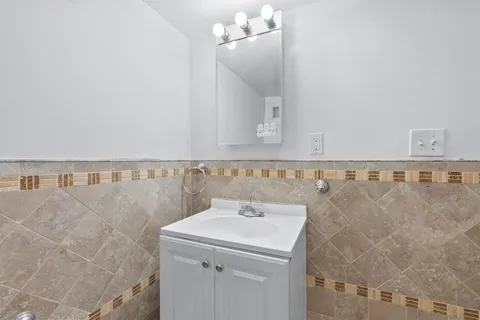 $1,650 | 5712 Broadway, Unit 1, West New York, NJ 07093