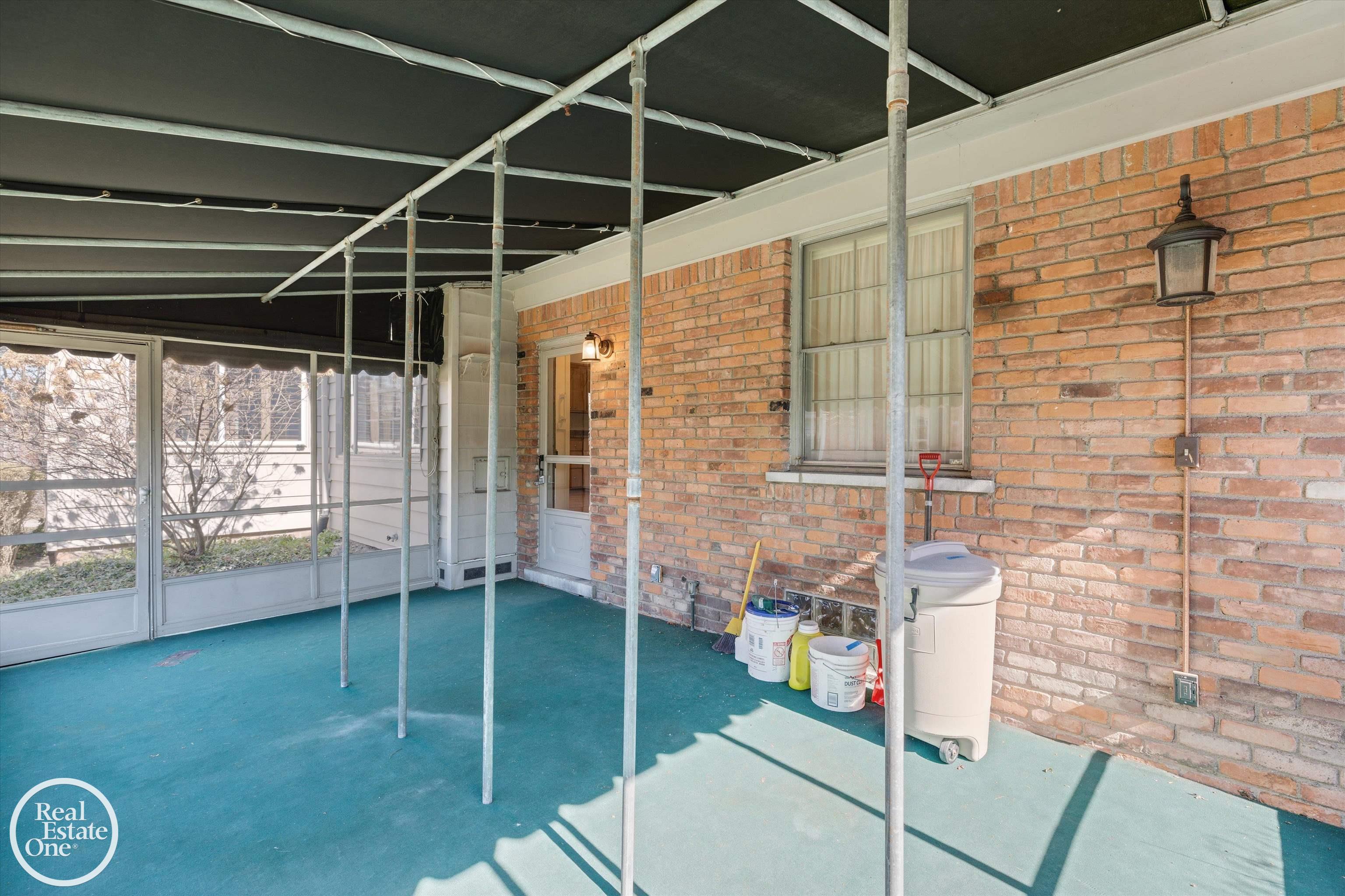 785 Barrington Road Grosse Pointe Park, MI 48215 - Photo 25 of 40