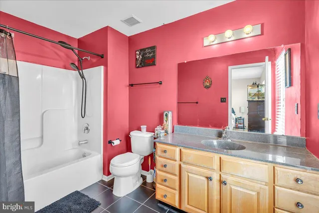 $389,000 | 159 Acorn Drive, Mount Royal, NJ 08061