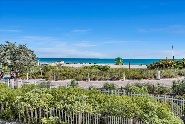 $3,200 | 345 Ocean Drive, Unit 508, Miami Beach, FL 33139