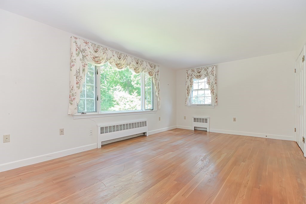 76 Aran Road Westwood, MA 02090 - Photo 20 of 30 Gallery Image 20