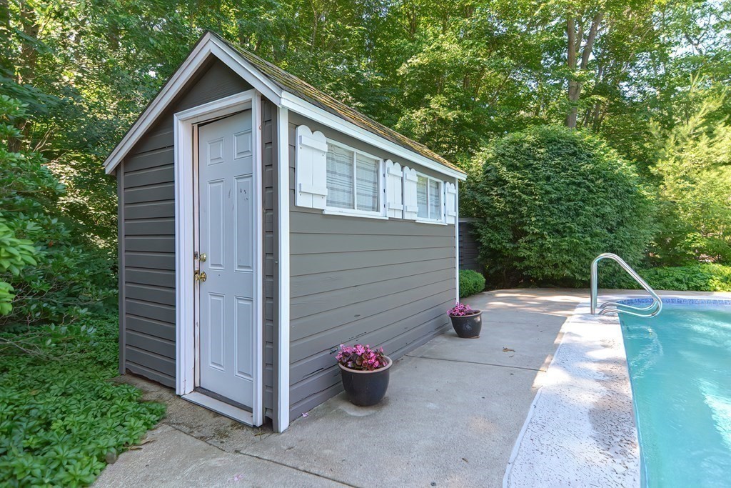 76 Aran Road Westwood, MA 02090 - Photo 28 of 30 Gallery Image 28
