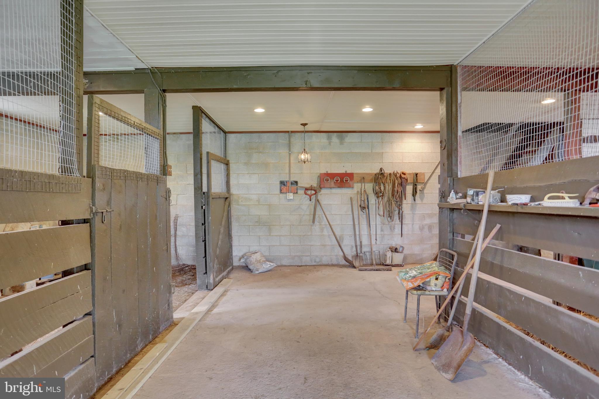 7429 Sterling Road Harrisburg, PA 17112 - Photo 14 of 51 Gallery Image 14